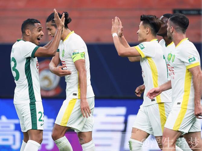 第10轮比赛：北京国安2-1逆转上海海港 集锦